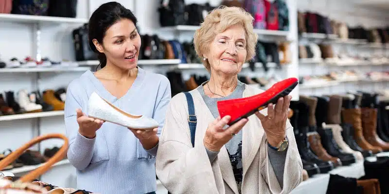 Comment bien choisir ses chaussures de marche pour les seniors ?